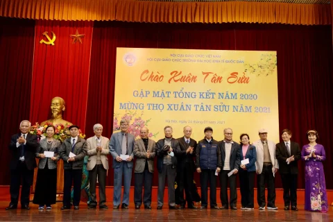 c2a720ab-376a-4984-a647-7cdd462c2a7c