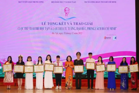 f7940eb8-b37c-4461-bb55-6116cb73163b