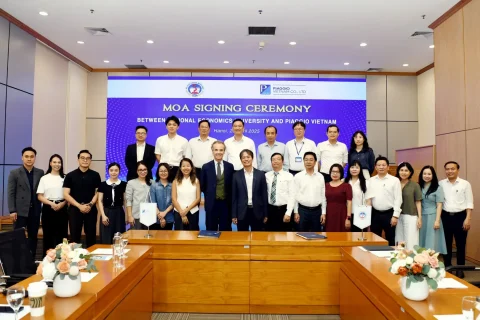 178e8e5f 96ca 47e1 Be89 414155e9edb3