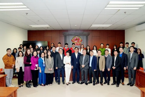 58823ec7 46d6 496e Bfae Da32737e657c