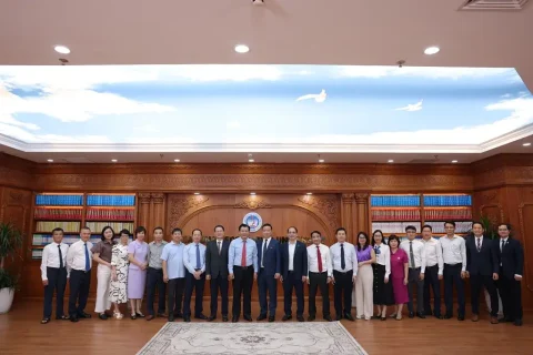 5d91533b 4d1c 4494 859f 3306b460d7b4