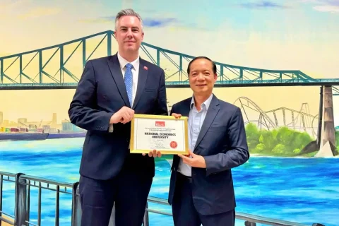 80c3a4c6 3b7f 4586 A402 0c77b954021e 1