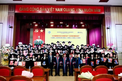 B7611ce6 67a7 49b6 B4d7 A0fa255e97a0