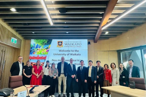 E8911948 Adcd 4878 Ae90 6b1adaf8d067