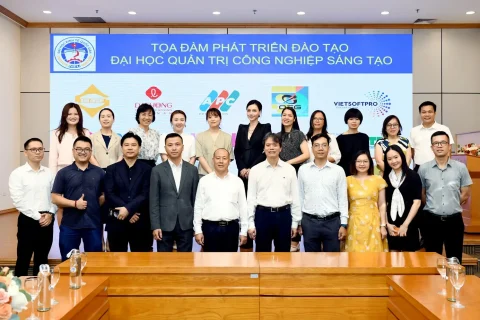 44d8bc9f 5ed9 492b A2ba A812dc987a4b