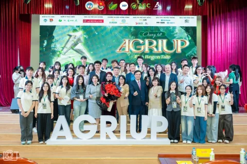 Ae02d3f3 5296 4951 A6ce B8ddb1f114fc