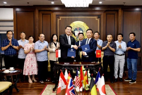 C2c41ba3 B6a5 4ee6 B487 Bbdc72e2a4c0