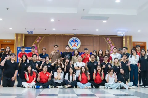 E5f2cdf2 8343 4fee B25e 6e2a46820f90