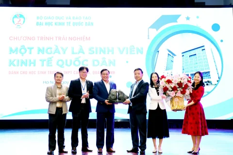 Ebef8325 C8b3 43c1 889b 76ef3bf7bc82