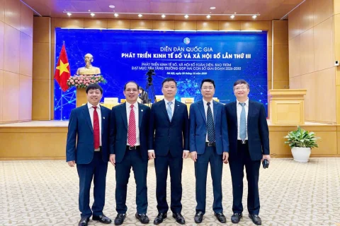 Gen H Z7347426623217 C1c30eb95d2040ccfd999108497d7920