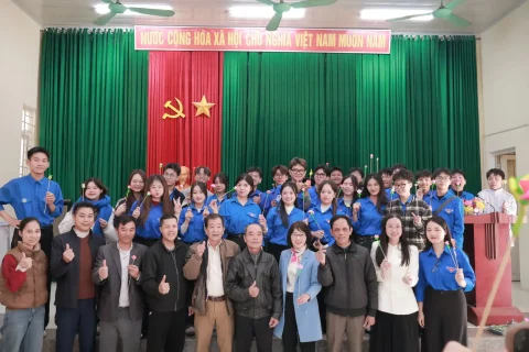 Ảnh 1. Làng Tò He