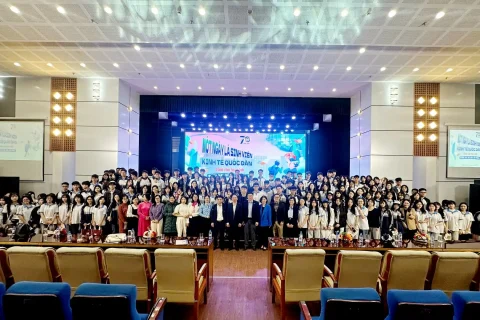 1649079742743871177 (Copy)