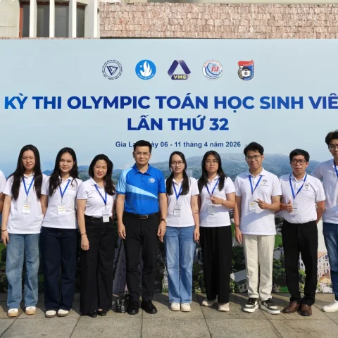 z7719742801676_6aeb9ed9ce5b8b1d31e52b86c5cebd20