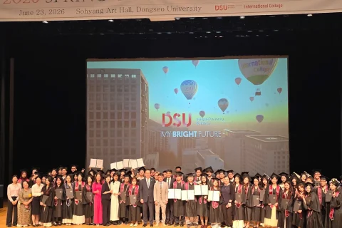DSU7 Graduation All